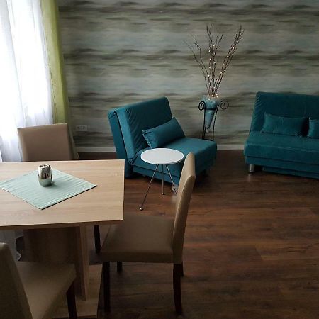 Apartment Alt-Refrath Bergisch Gladbach Exterior photo